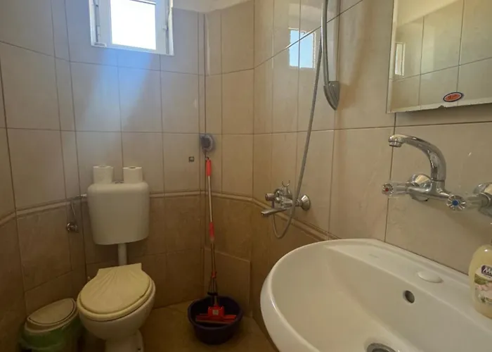 Anastra 招待所 帕莫瑞